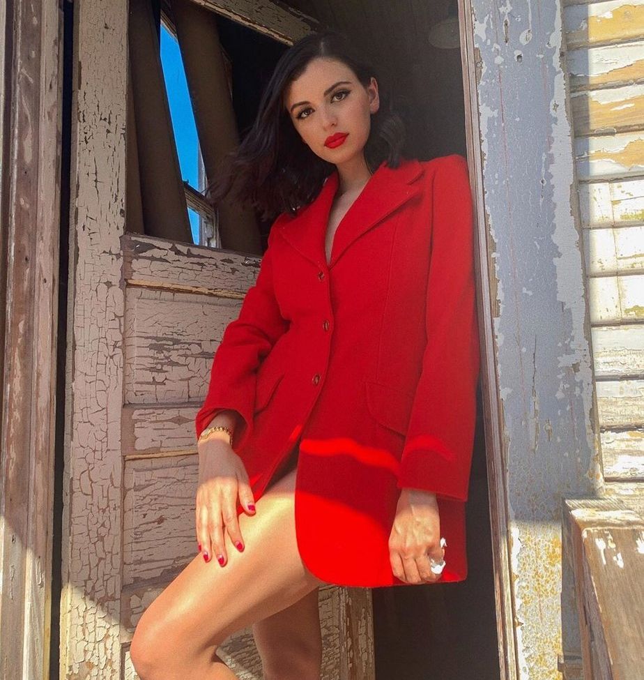 Rebecca Black nackt #109258572