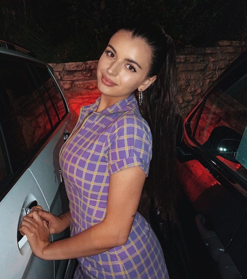 Rebecca Black nackt #109258574