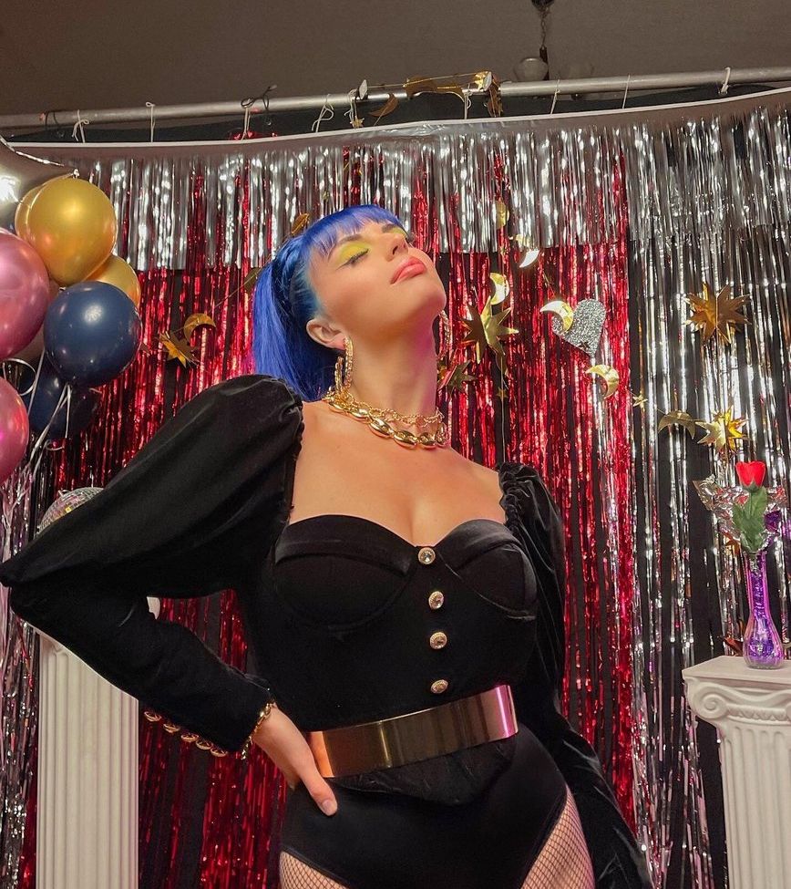 Rebecca Black nackt #109258598