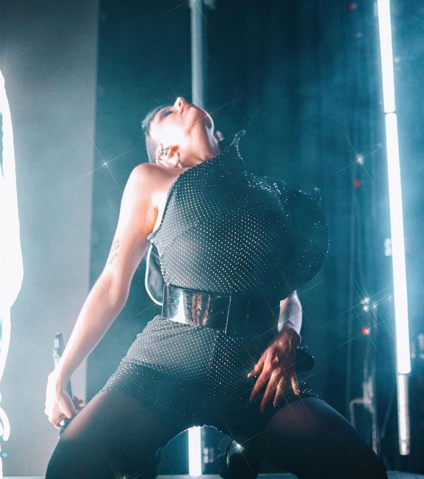 Rebecca Black nackt #109258612