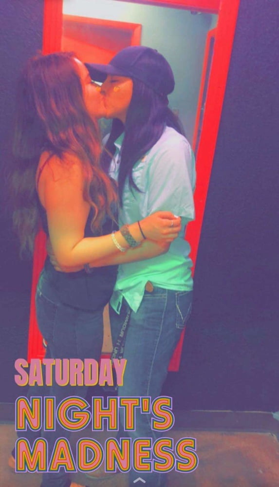 Latinas kommentiert
 #93356912