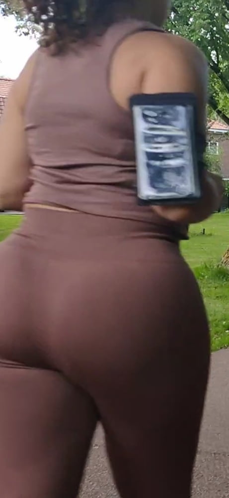 Photos that i taken secretly pls comments wich u like #92882963