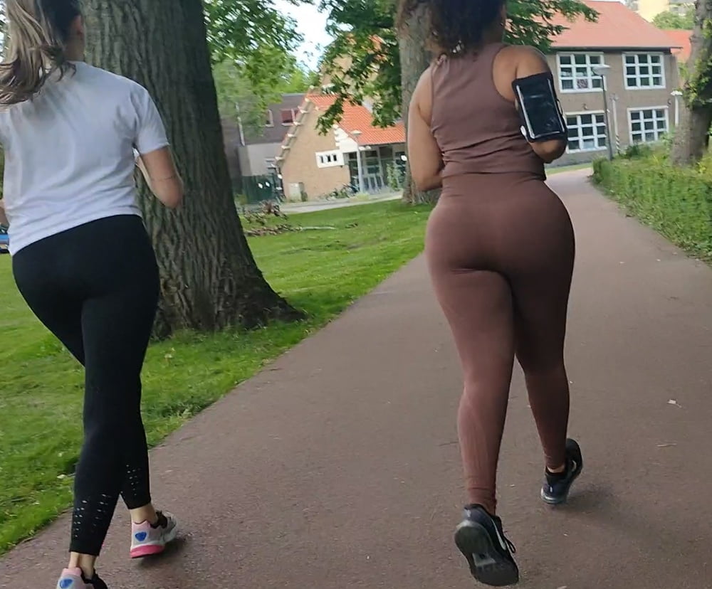 Photos that i taken secretly pls comments wich u like #92883089