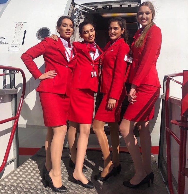Air hosstess - Flugbegleiterin - Kabinenpersonal - Stewardess
 #93943607