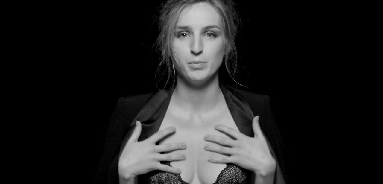 Alison Wheeler desnuda #108327600