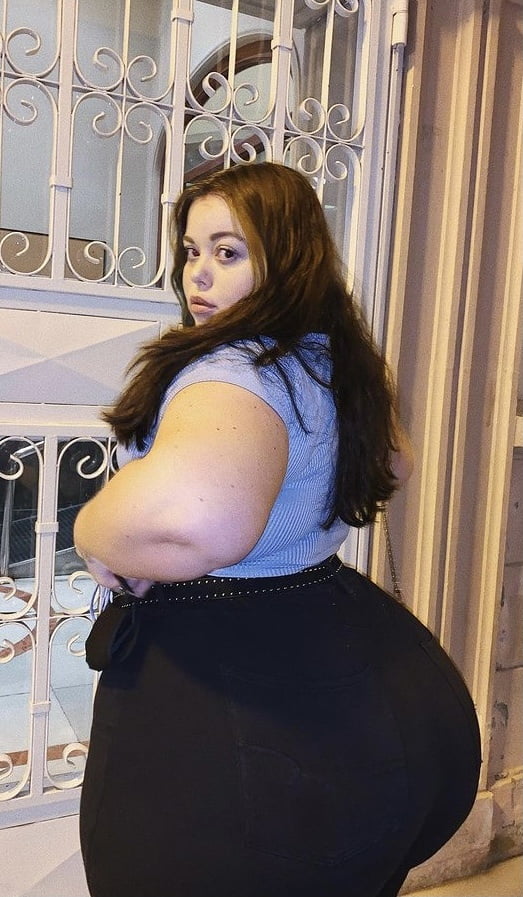 Fotos
 #104703373