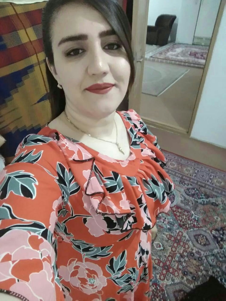 イラン人34歳女性のヌード（イラン・イラン人
 #80474189