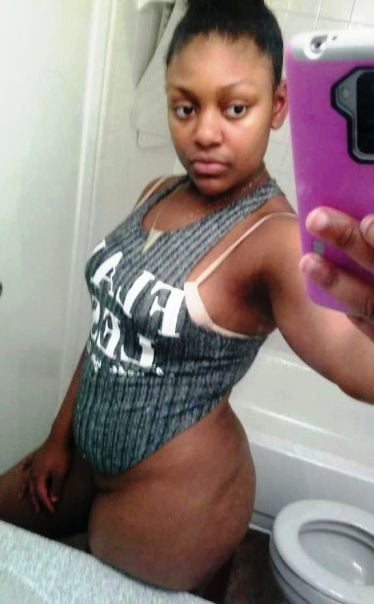 Flores negras
 #94258533