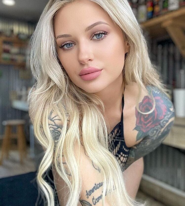 Kayyla Cronin desnuda #108469986