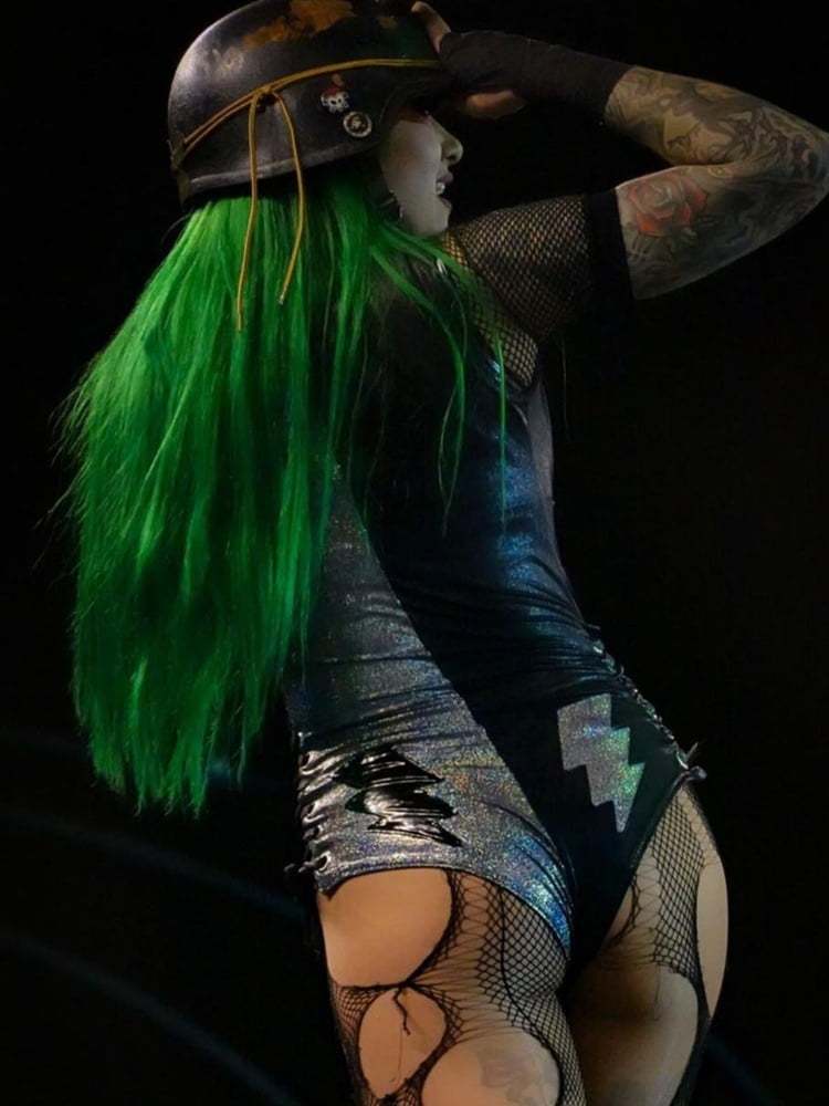 ショッツィ・ブラックハート
 #92872841