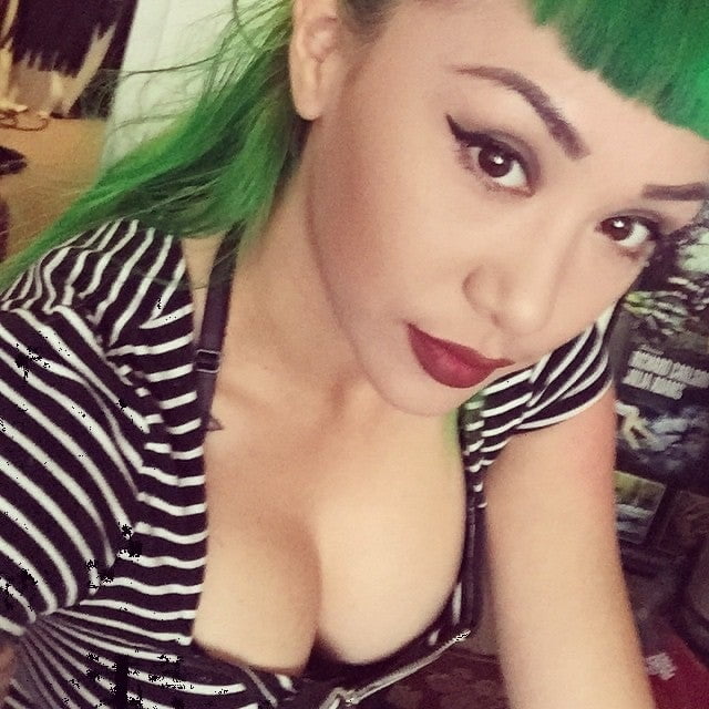 ショッツィ・ブラックハート
 #92872935