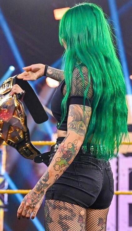 ショッツィ・ブラックハート
 #92872975