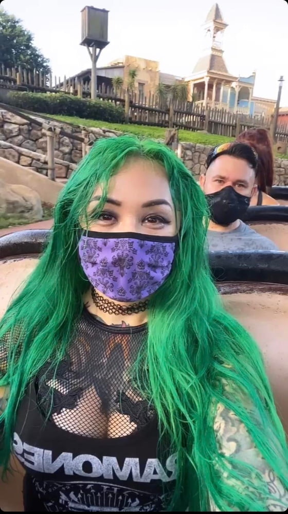 ショッツィ・ブラックハート
 #92872984