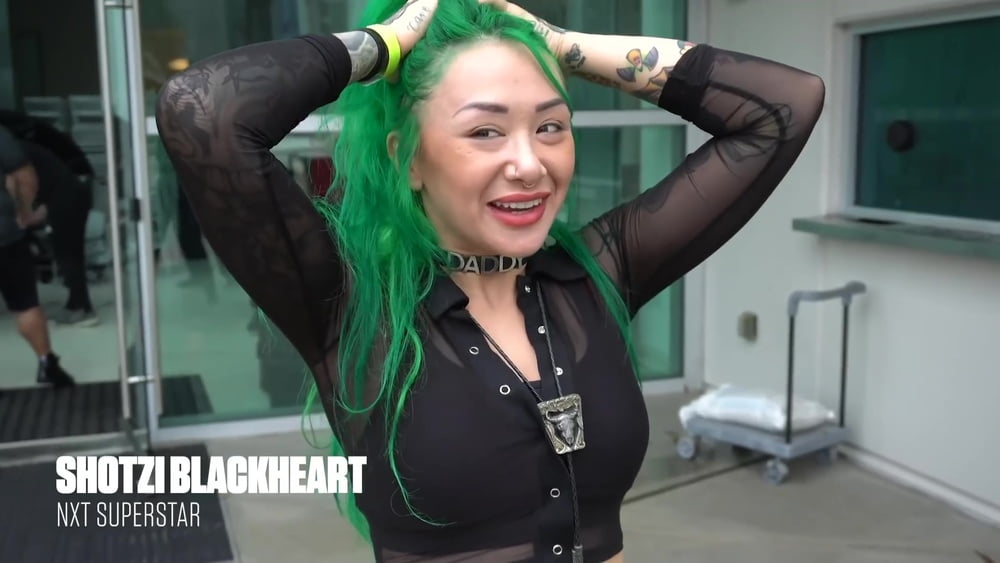 ショッツィ・ブラックハート
 #92873071