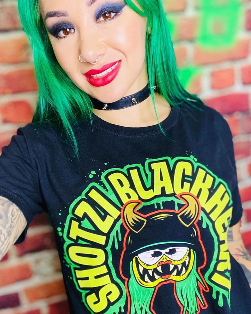 ショッツィ・ブラックハート
 #92873184