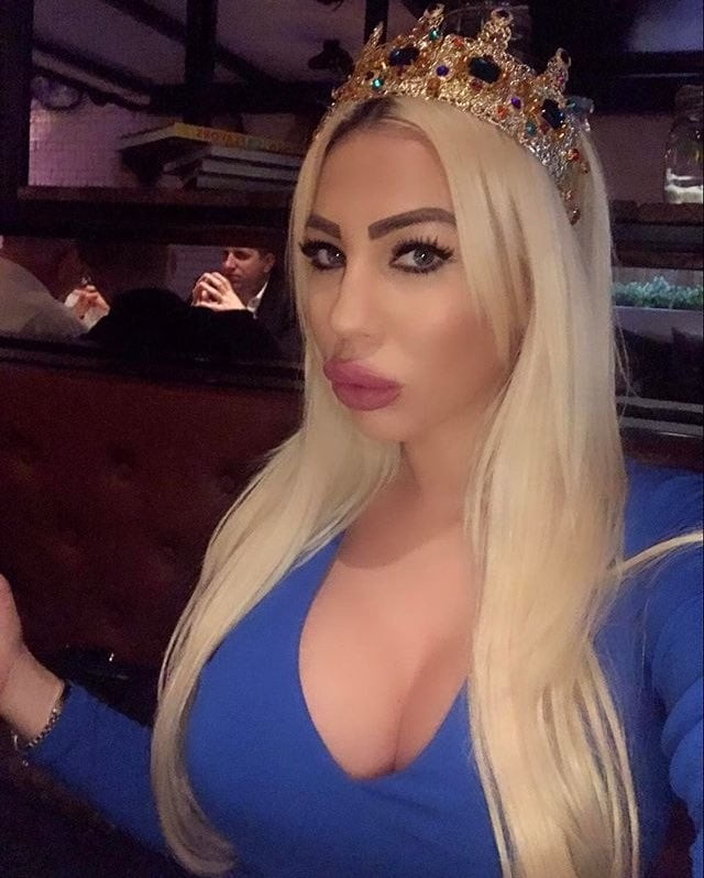 Bimbos und Schlampen
 #91145944