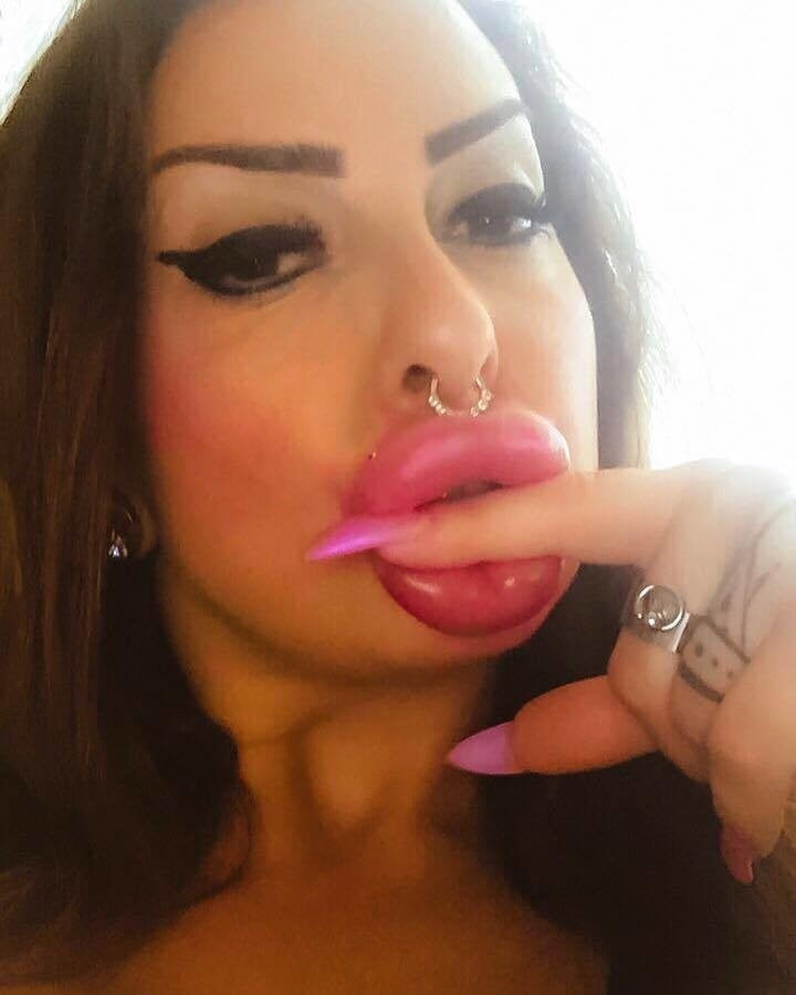 Bimbos und Schlampen
 #91146145