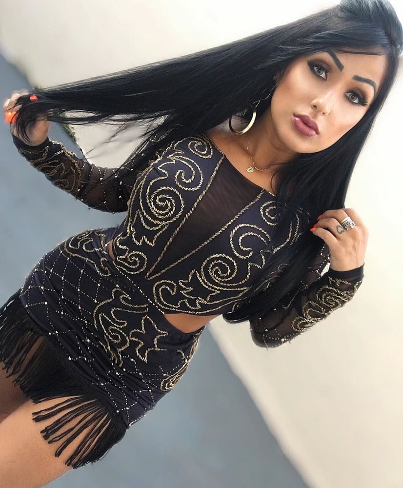 Bimbos und Schlampen
 #91146181