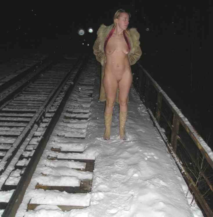 cracy russian naked in the snow! (photo exchange) #94427743