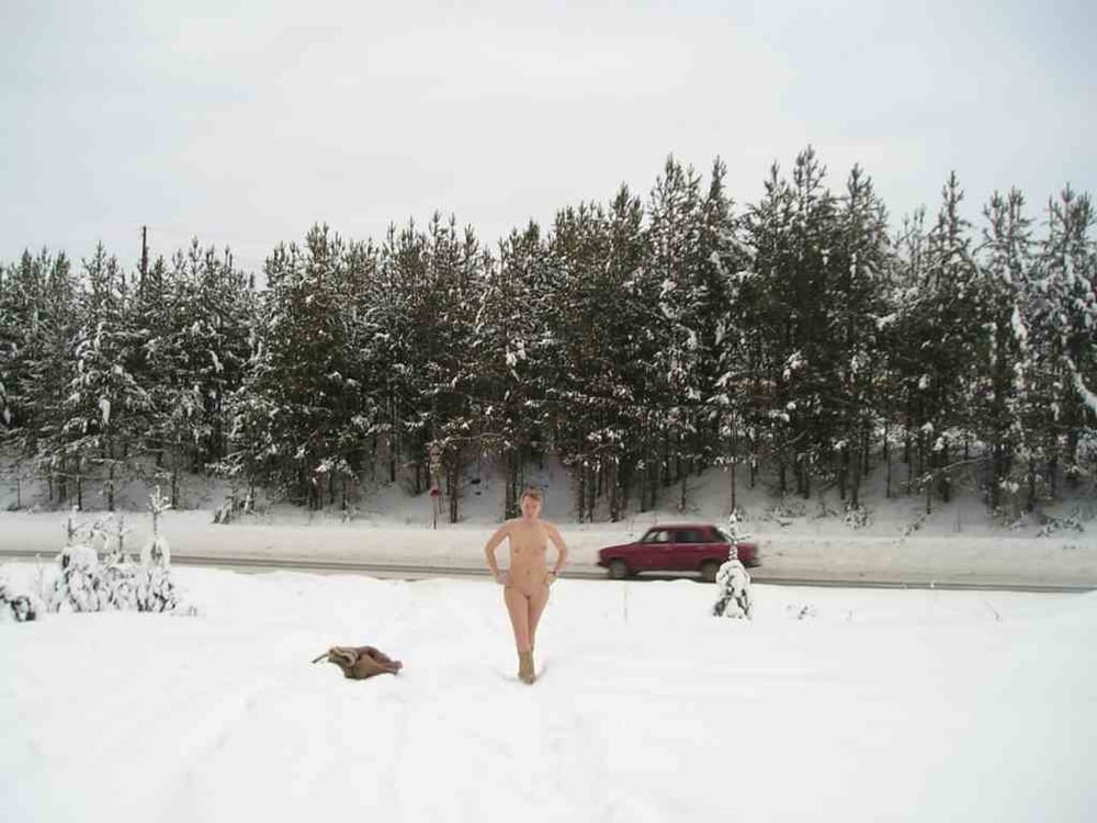 cracy russian naked in the snow! (photo exchange) #94427804