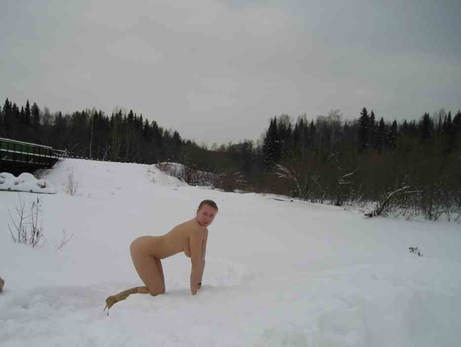cracy russian naked in the snow! (photo exchange) #94427842
