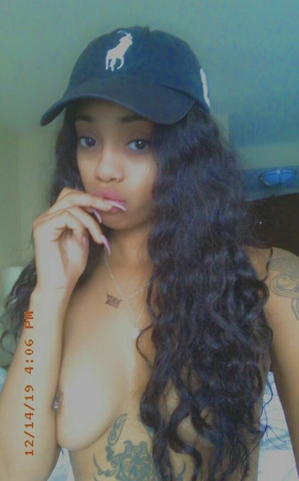 Lalacakes desnuda #108225367