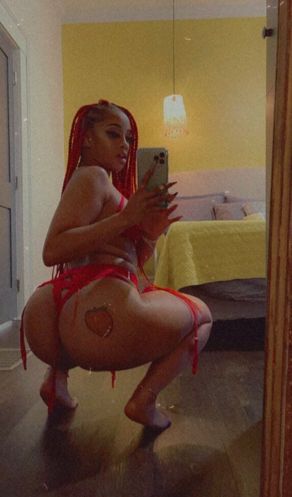 Lalacakes desnuda #108225372