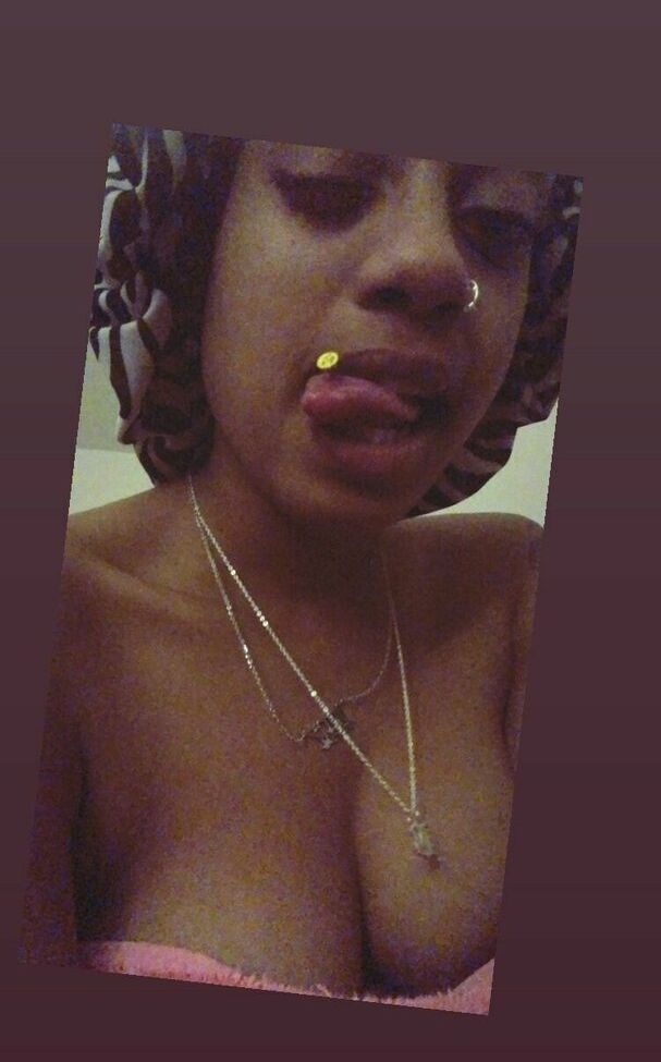 Lalacakes desnuda #108225394