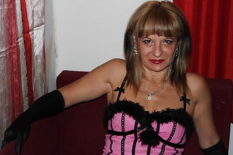 prostituta ungherese adrienne
 #87618999