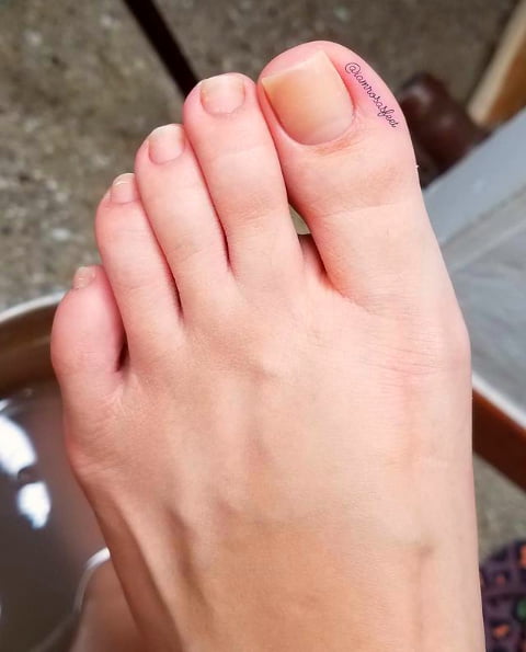 Pieds modèle venezolana
 #89883462