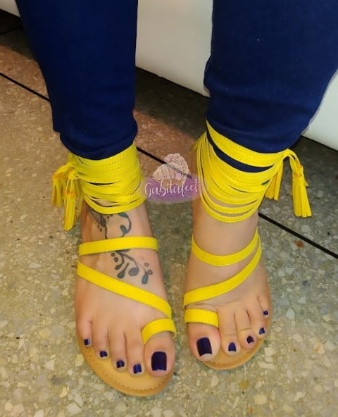 Füße Modell venezolana
 #89883576