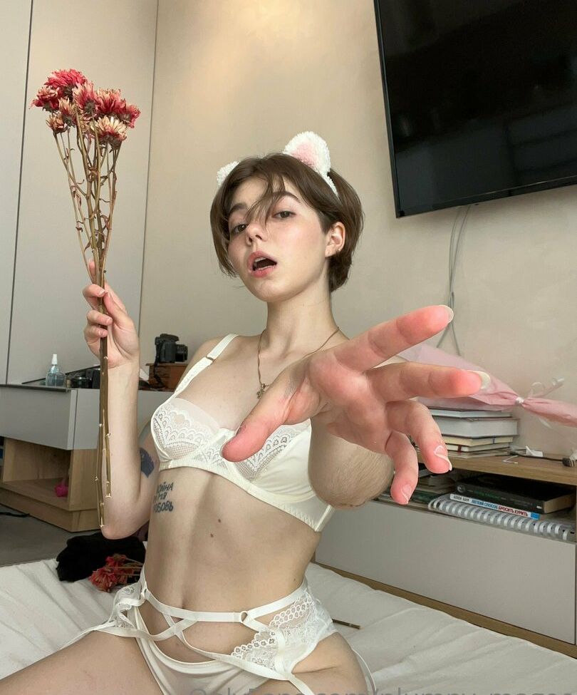 Plumpy_mage desnuda #107732534