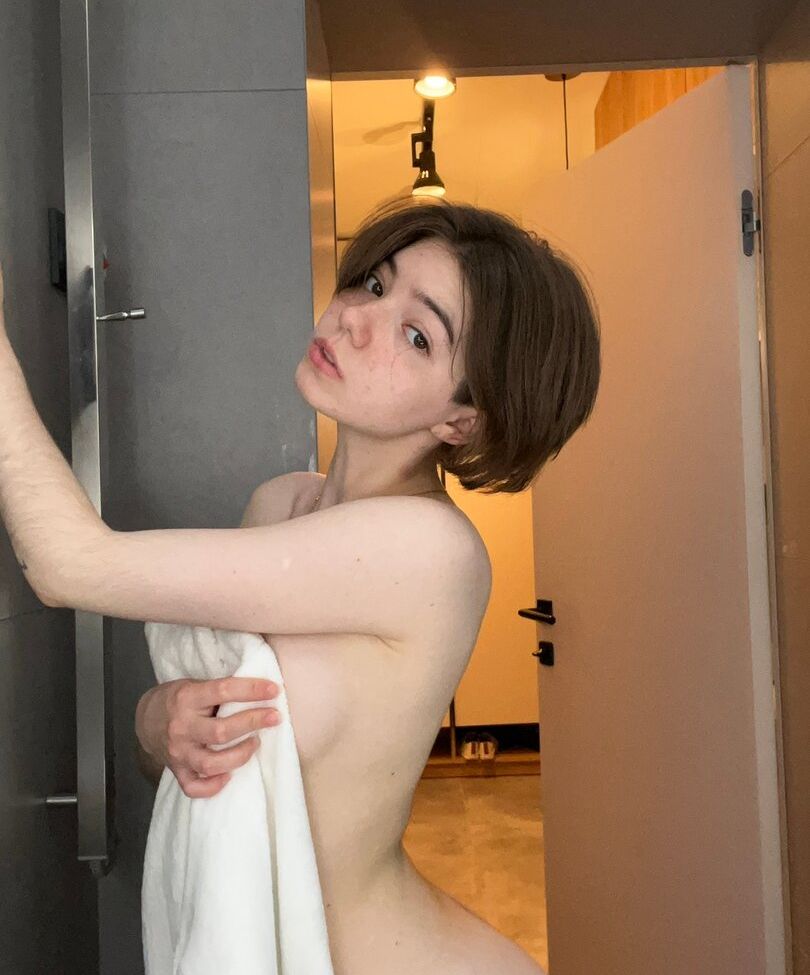 Plumpy_mage desnuda #107732578