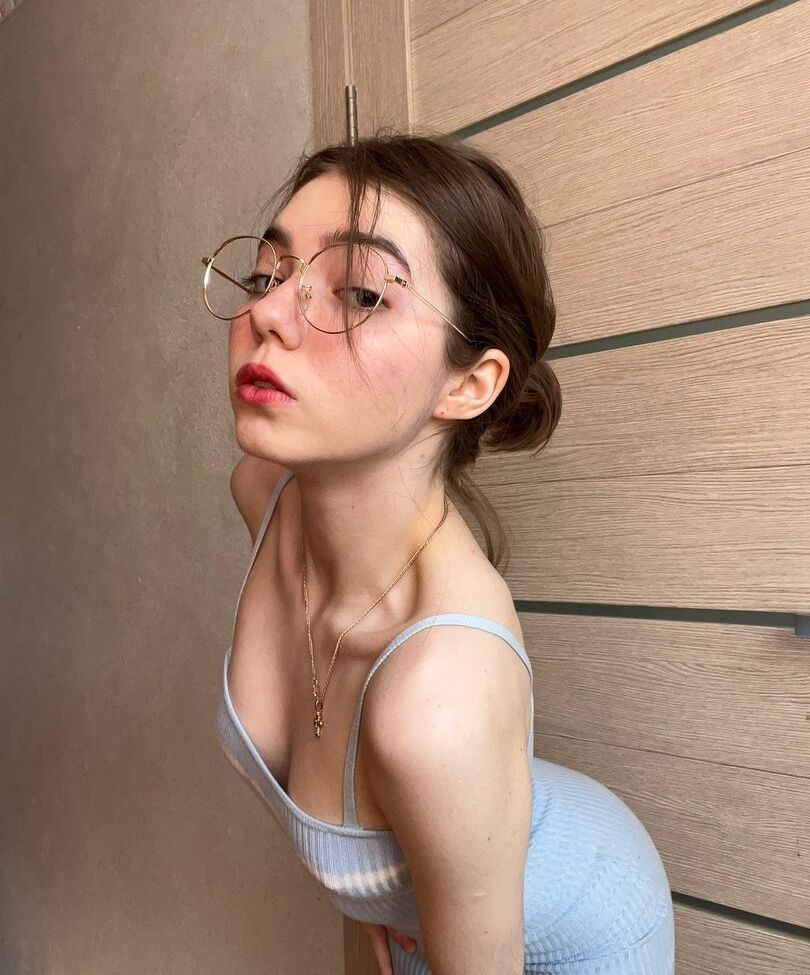 Plumpy_mage desnuda #107732590