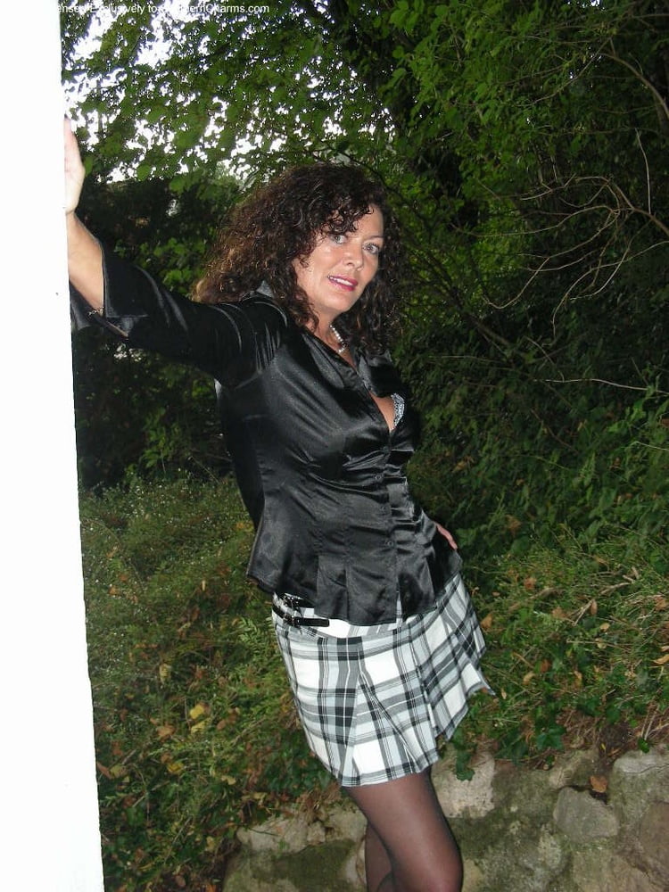 Yaiza sexy mama 7
 #93180355