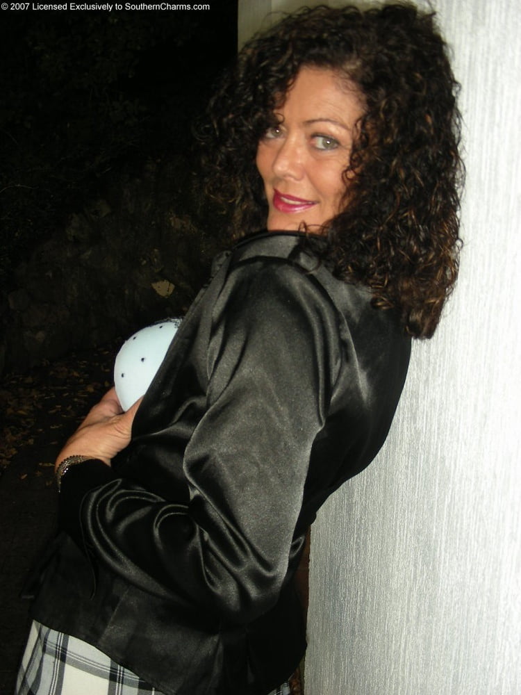 Yaiza sexy mama 7
 #93180380