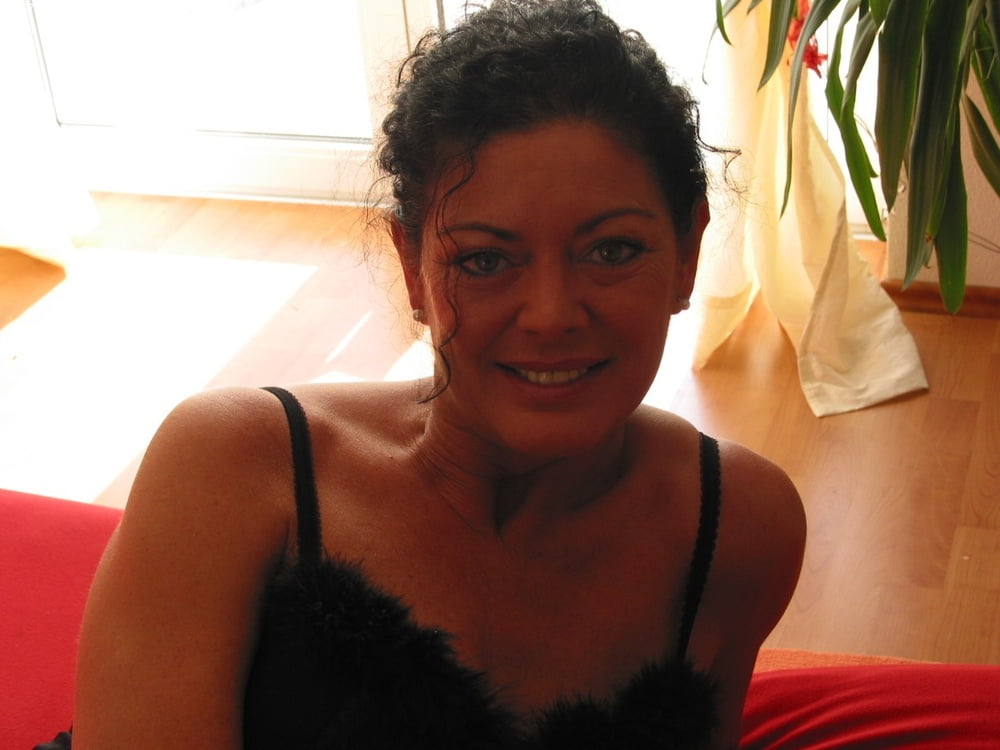 Yaiza sexy mama 7
 #93180419