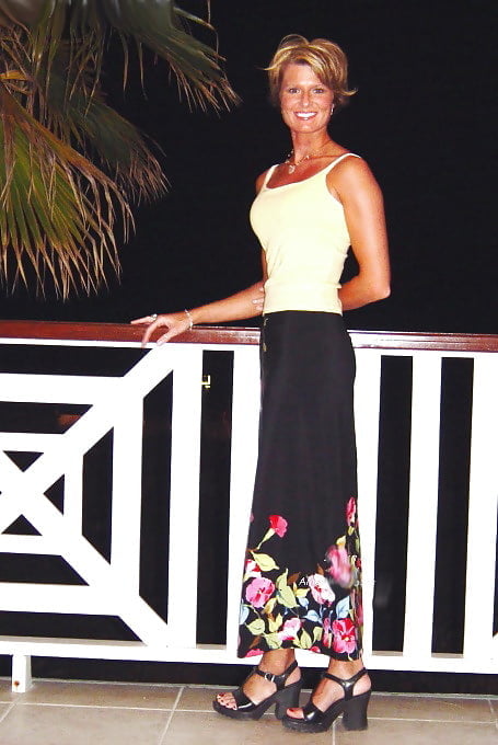 MILFs - (Un)Dressed 2 #95846599