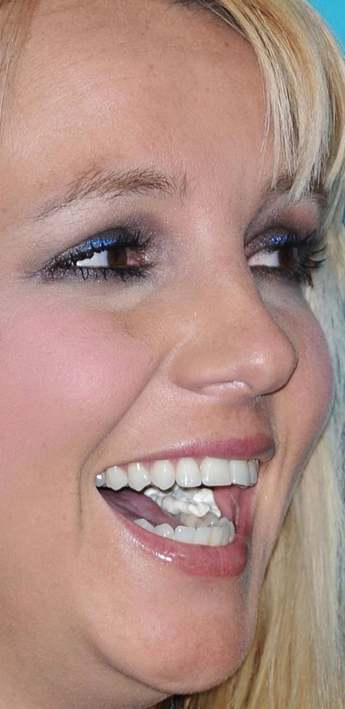 Britney Spears
 #93188988