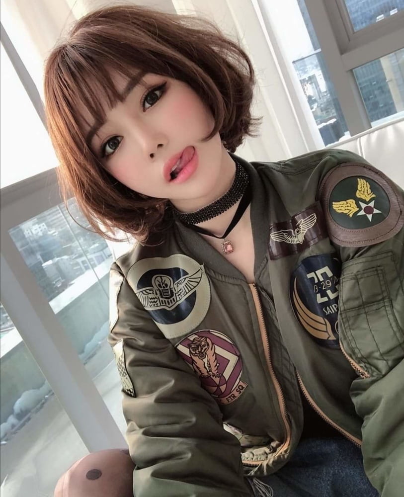 Asiático adicto 116
 #81624434