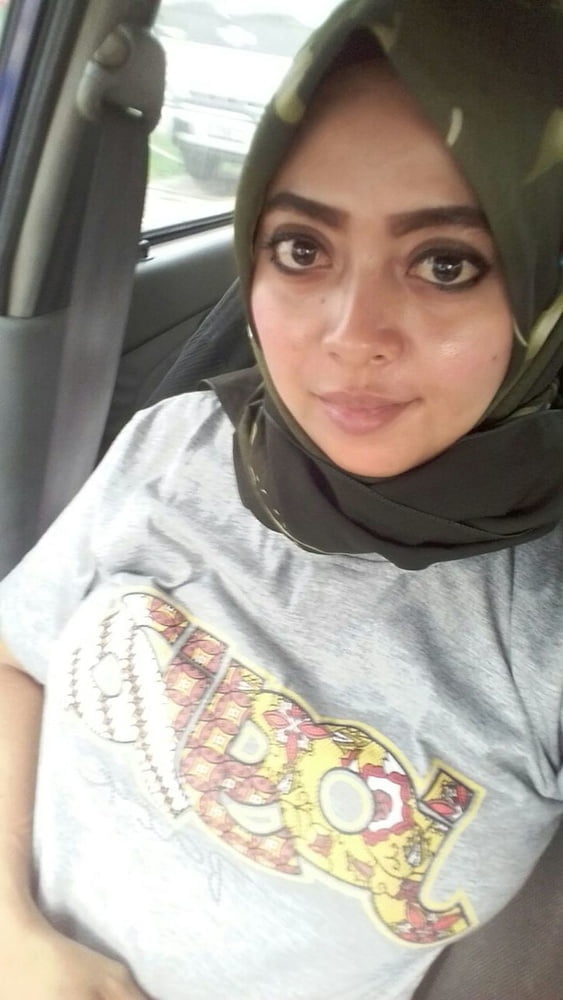 Indian muslim girl showing her pierced #81092285