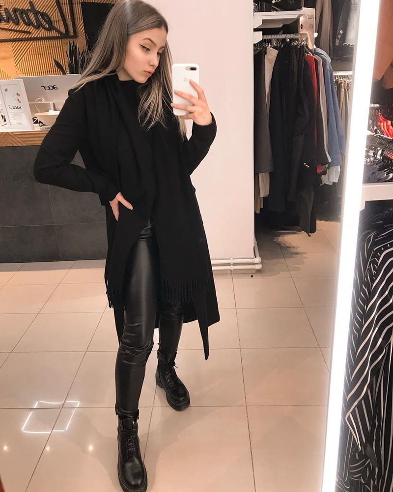 Insta babe 5
 #102290662