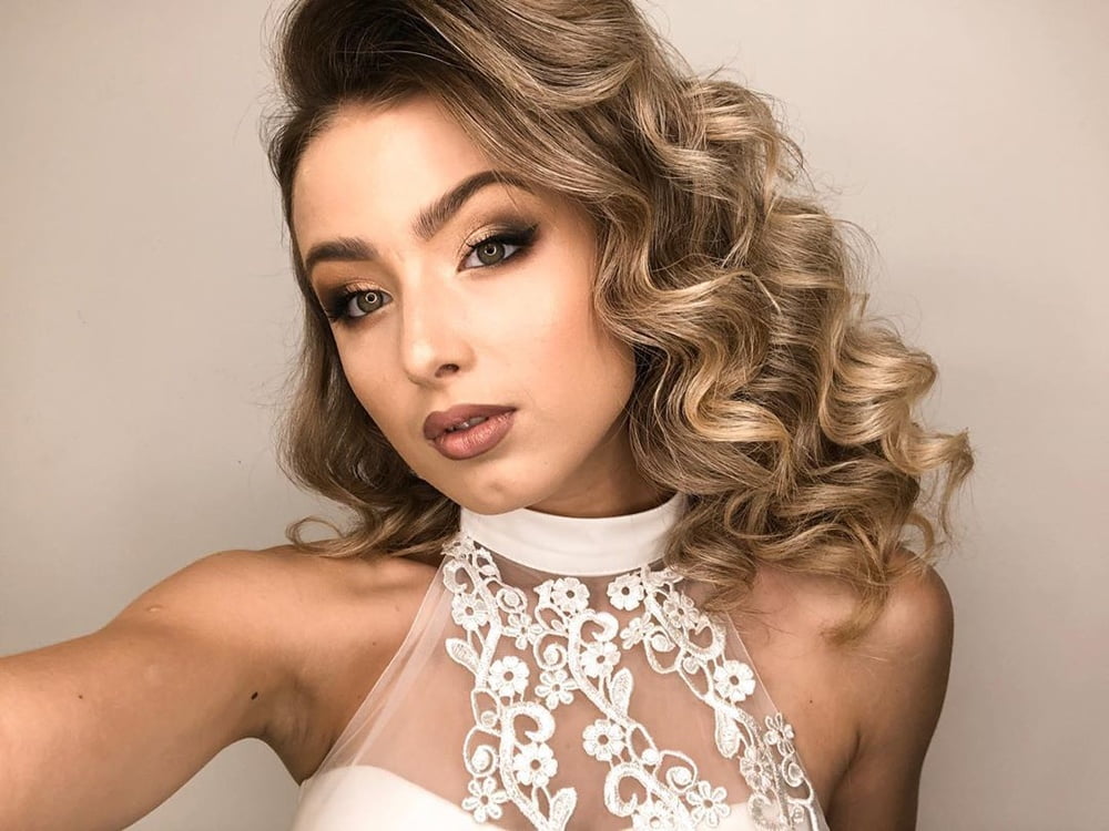 Insta babe 5
 #102290842