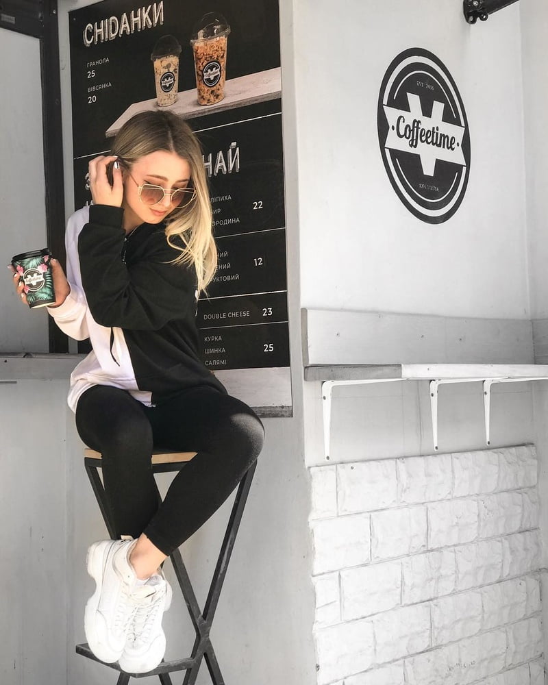 Insta babe 5
 #102290957