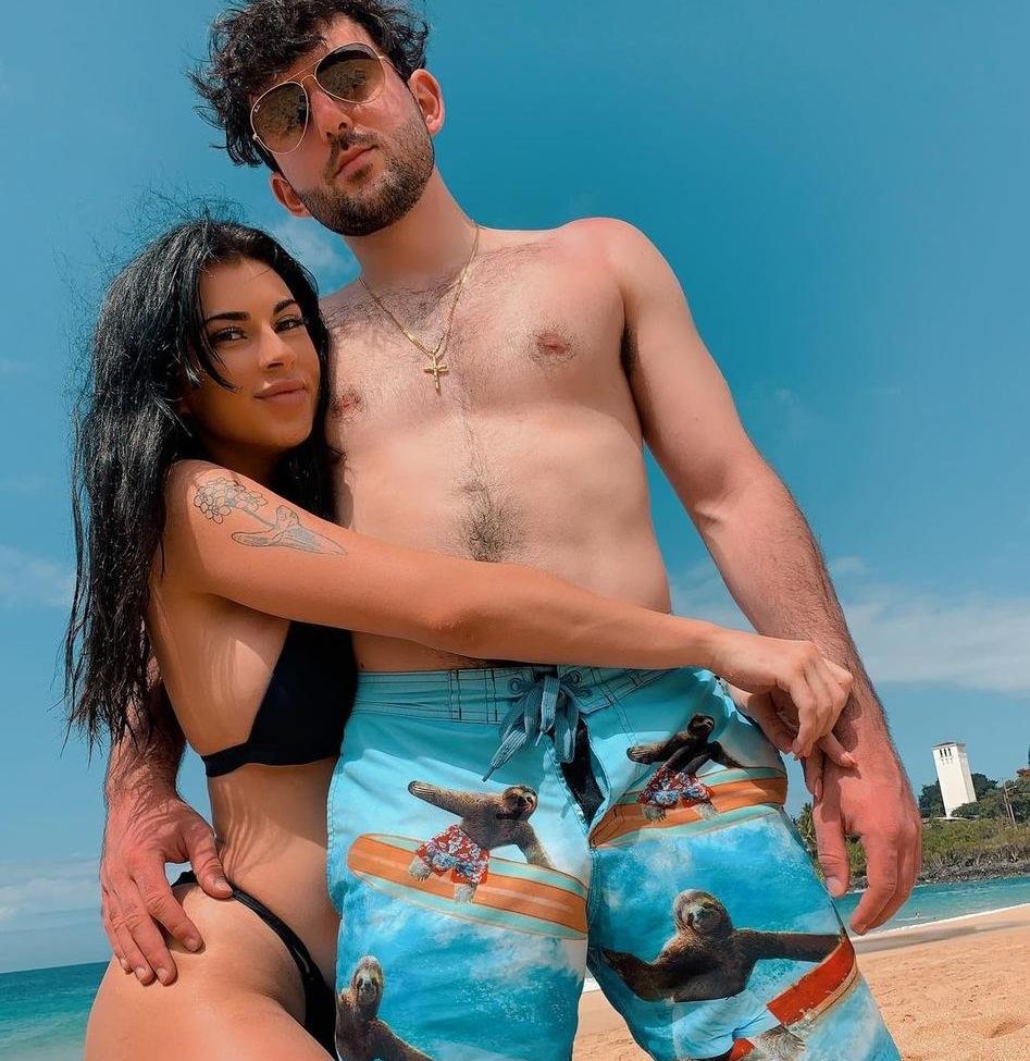 Kenna Vita desnuda #108110221