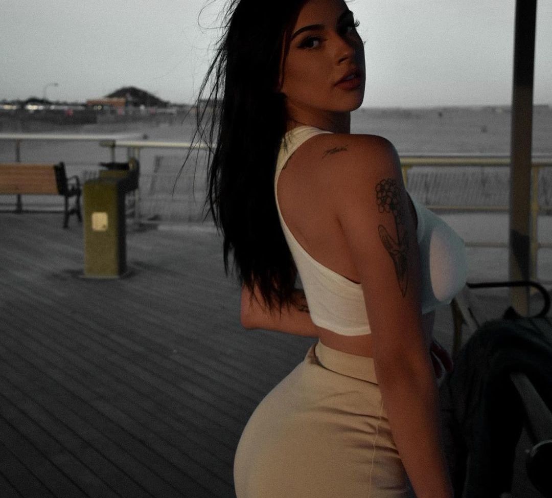 Kenna Vita desnuda #108110241