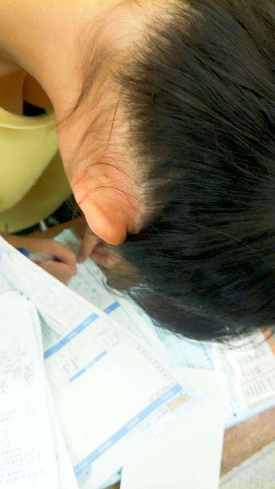 Sneak shot #93919072