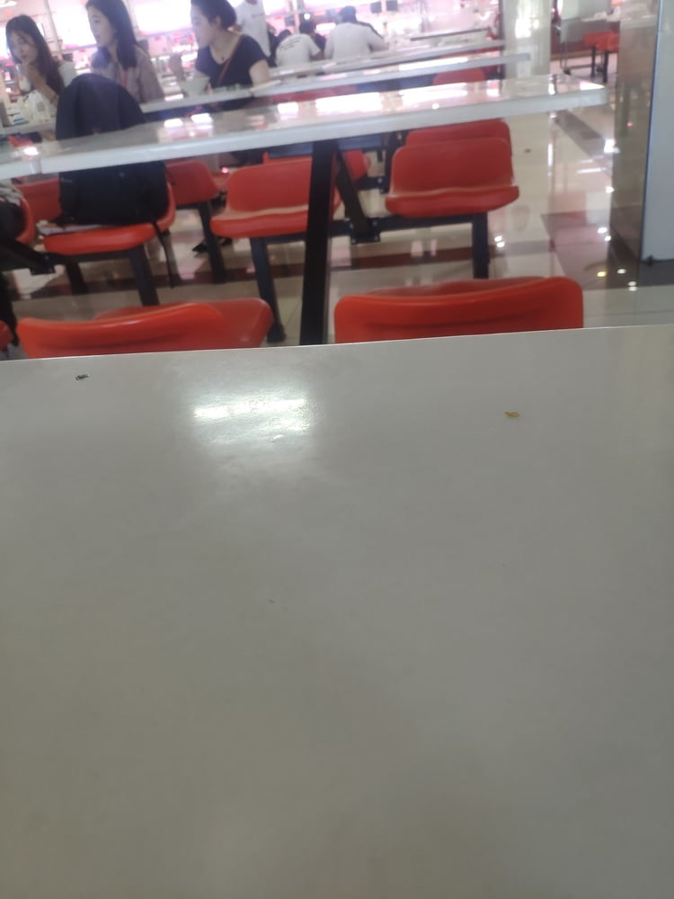 Sneak shot #93919248