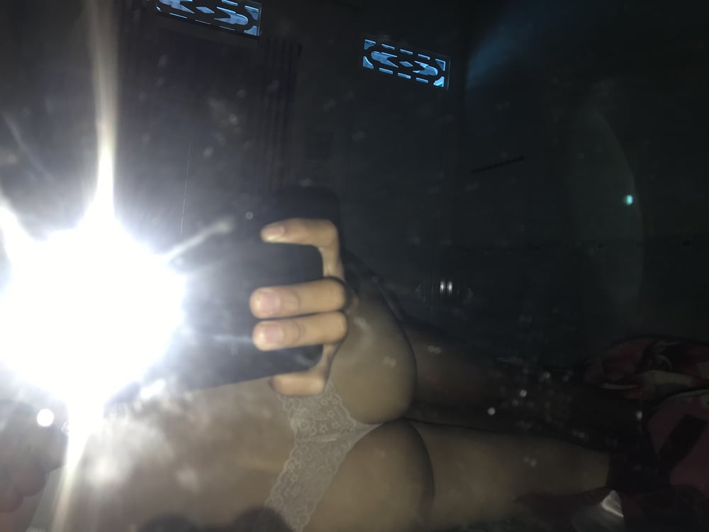 Vo mong to xin dc giao luu voi cac cap vo chong muon tin som #97125546