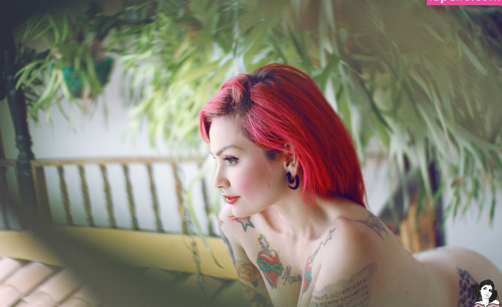 Fernanda Mercury nackt #108086393